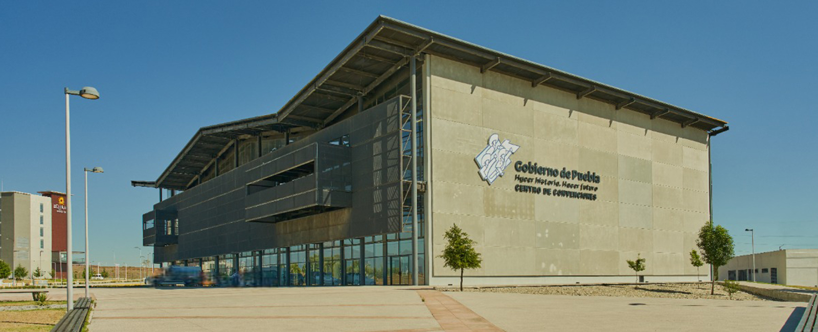 Centro de Convenciones II